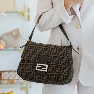 Authentic FENDI Mamma Zucca Bucket Baguette Tan Tobacco Flap Bag Purse Shoulder